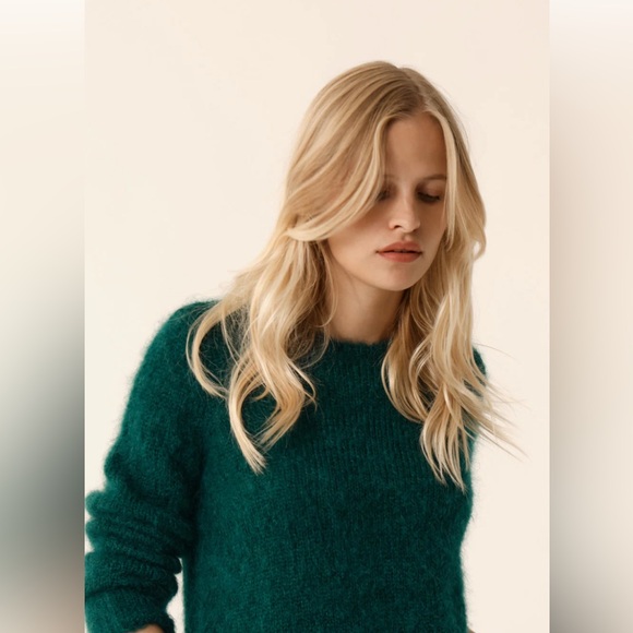 MARELLA Sweaters - MARELLA Emerald Green Fuzzy Crewneck Sweater